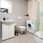 Cichy W Centrum Miasta - Balkon & Klimatyzacja - Riverside Vista By Uniquerent Διαμέρισμα *