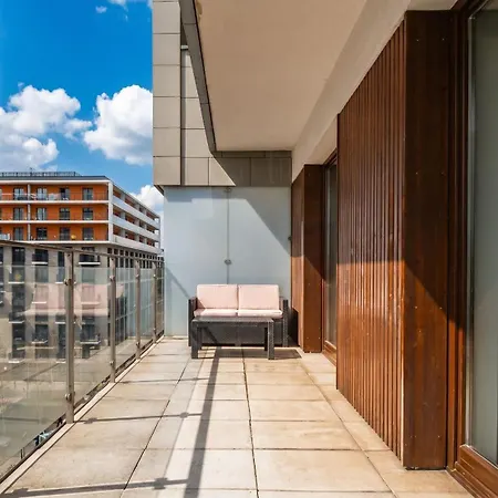公寓 Cichy W Centrum Miasta - Balkon & Klimatyzacja - Riverside Vista By Uniquerent